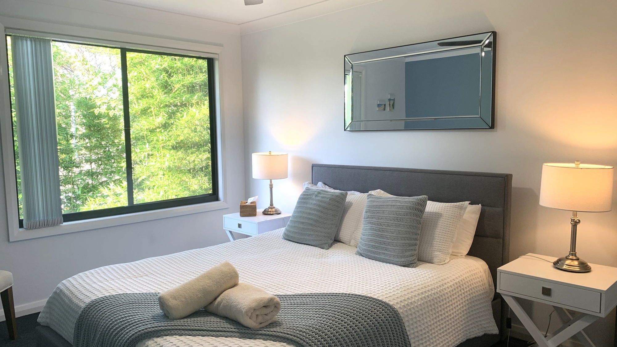 Main bedroom - queen bed